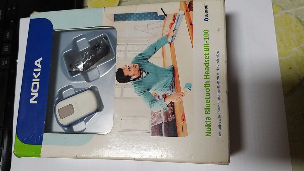 Nokia bluetooth headset  BH-100