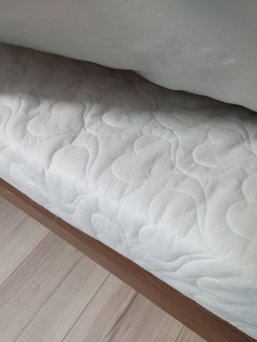 Łóżeczko dziecięce drewniane