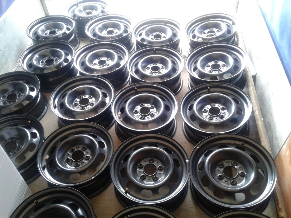 4 Nowe Felgi Stalowe Oryginalne BMW 3 F30 F31 7Jx16H2 IS31 ET31 5x120