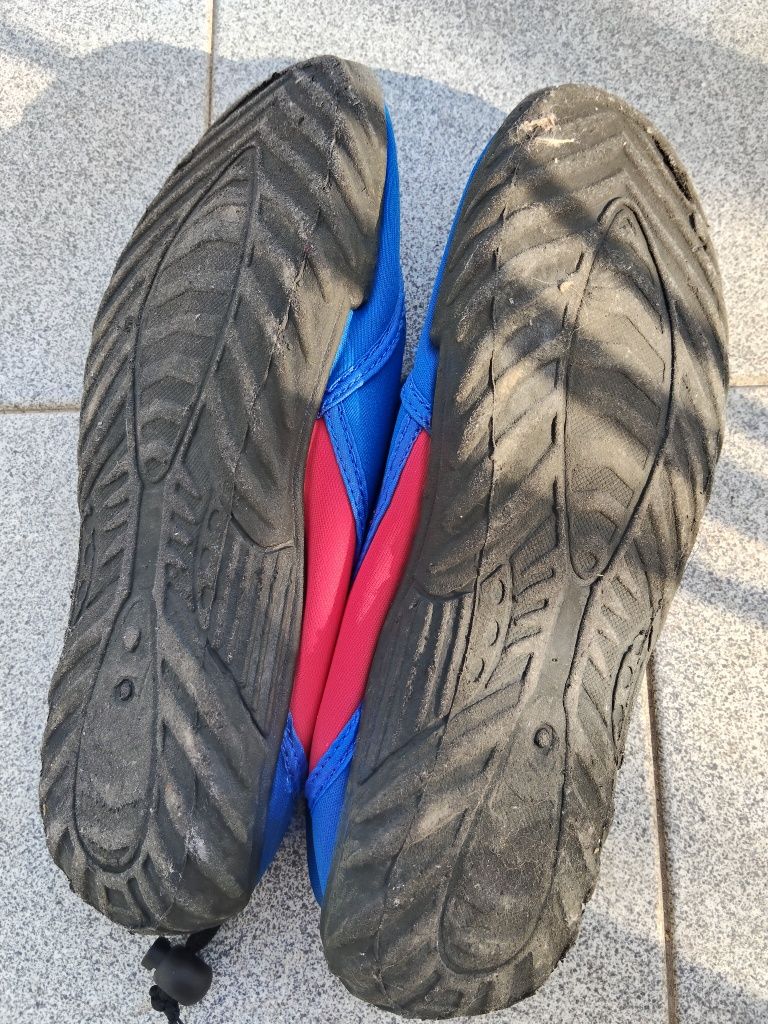 Calçado aquático