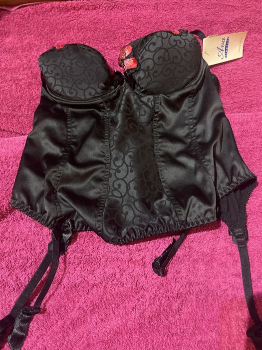 Sprzedam  gorset rozmiar 85C