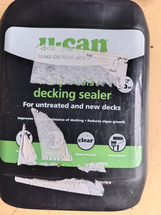 Antypoślizgowy uszczelniacz do desek tarasowych