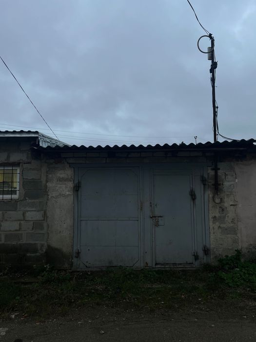 Продам гараж, вул.Дорошок