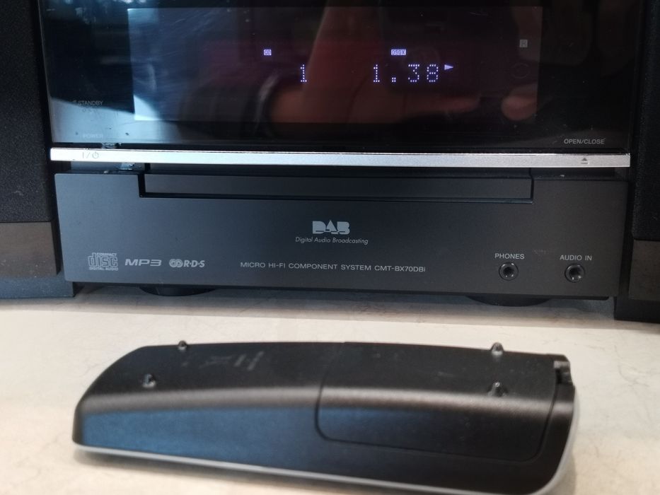 Mini wieża Wieża sony z CD mp3 stan idealny