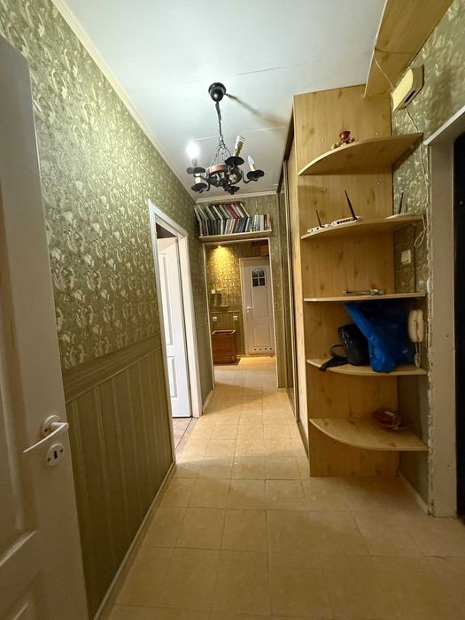 Сдам 2-х.комн.кв-ру, Харьковский м-в , Харьковское шоссе 158 :