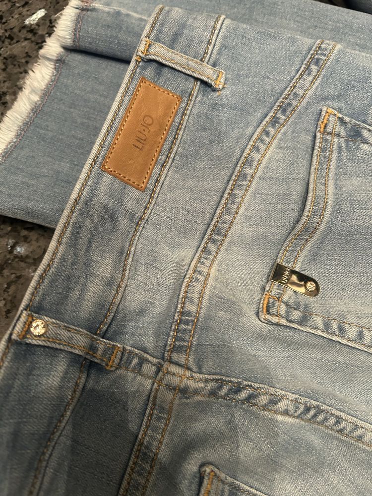 Spodnie jeans dzwony Liu Jo r.L