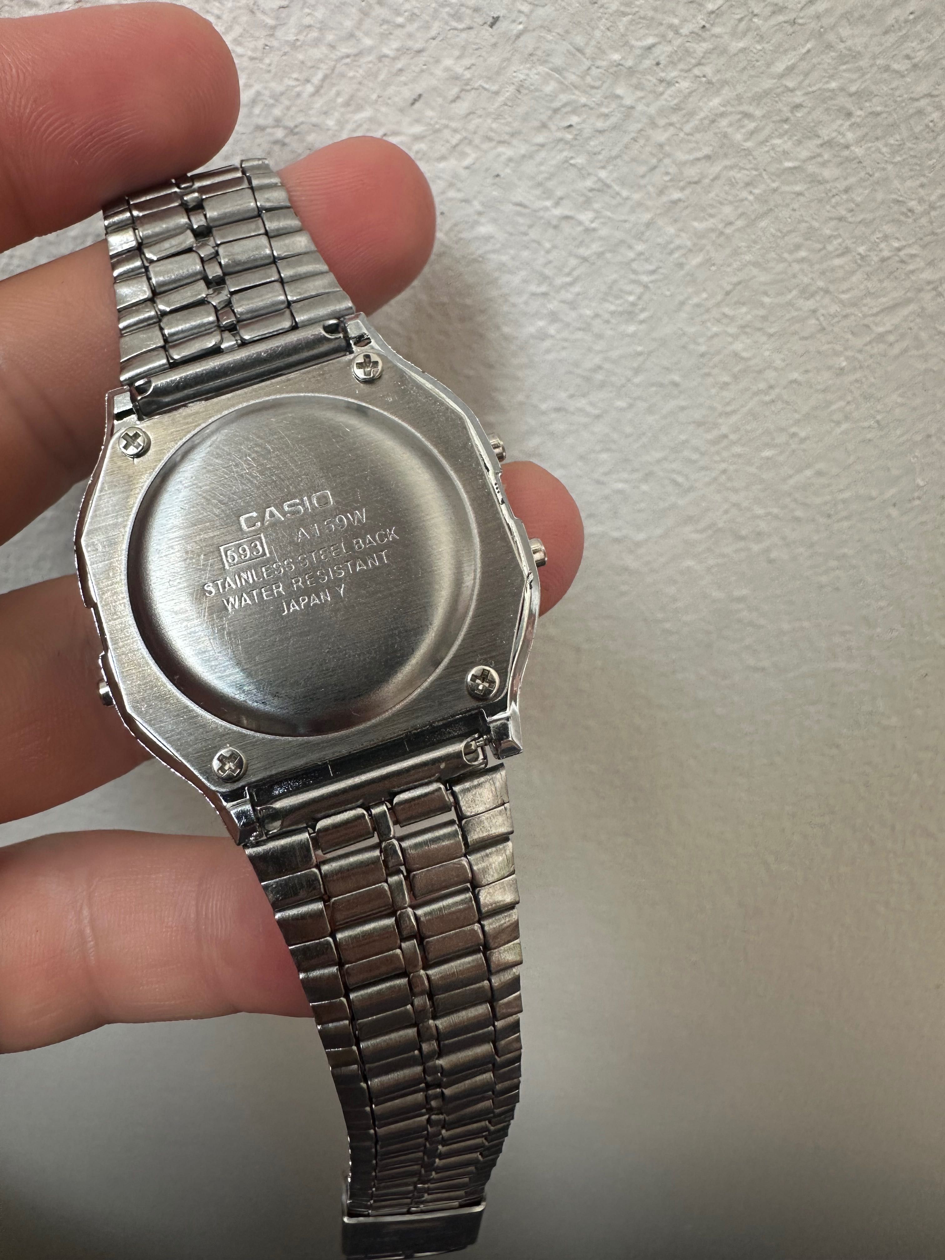 Casio a159w srebrny zegarek