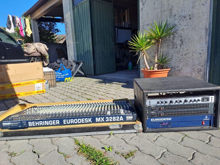 Mesa de mistura analógica  + equalizador e processador de efeitos