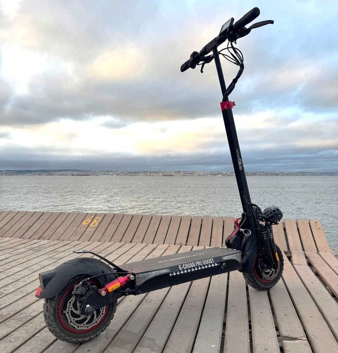 OPORTUNIDADE! Trotinete Elétrica E-cross Boost 1600W - GARANTIA- 600KM