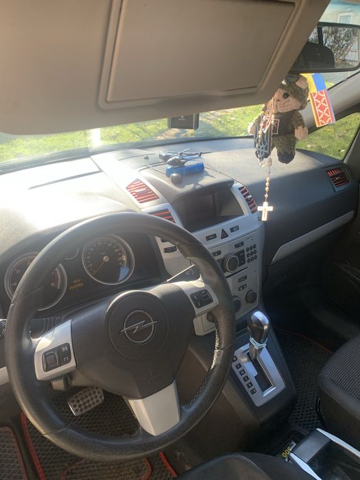 Опель Зафіра Б 1,9 дизель,2007 рік,автомат