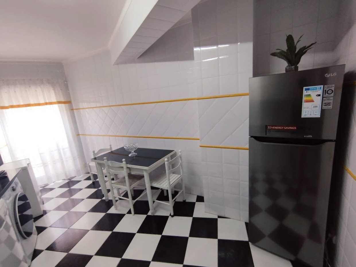 Arrendamento de quarto para Rapariga Estudante