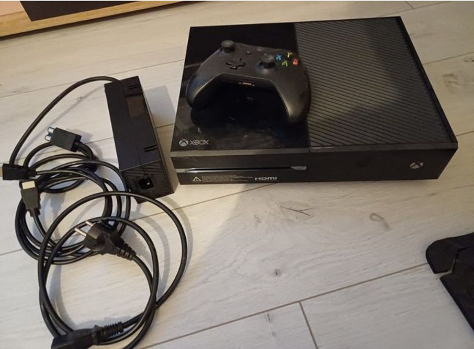 Xbox one 500gb opis