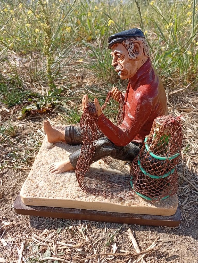 Peça decorativa em cerâmica