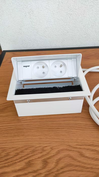 mediaport listwa gniazdko przedłużacz kaseta z gniazdem ZASILAJĄCYM