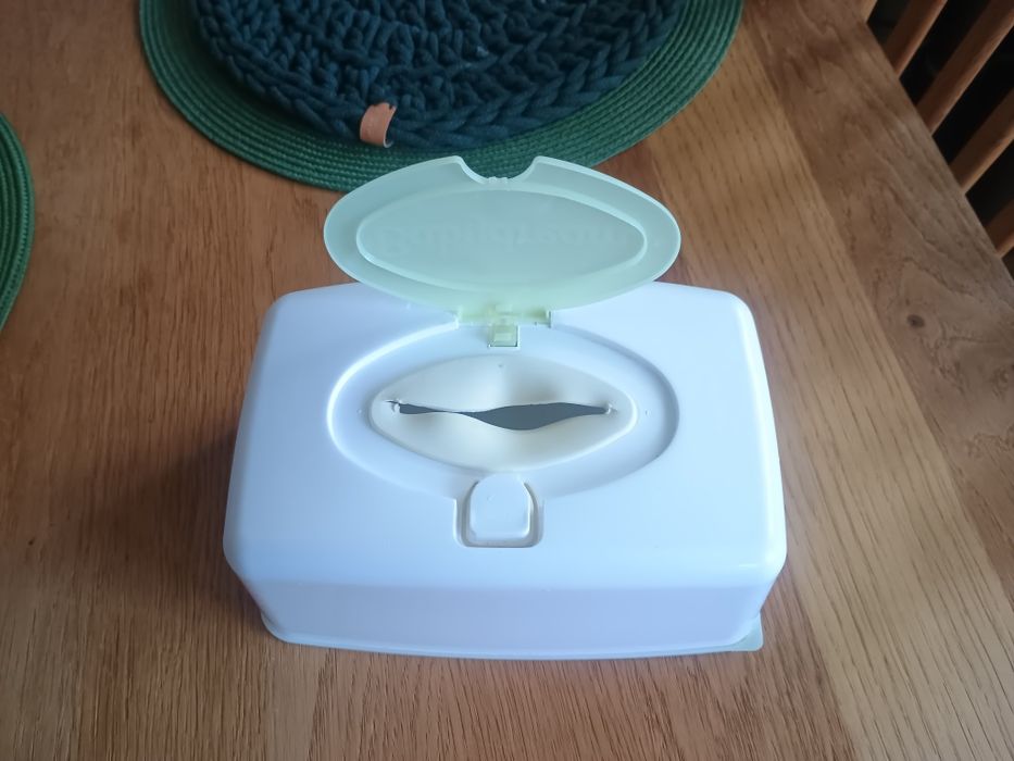 Pudełko na mokre chusteczki