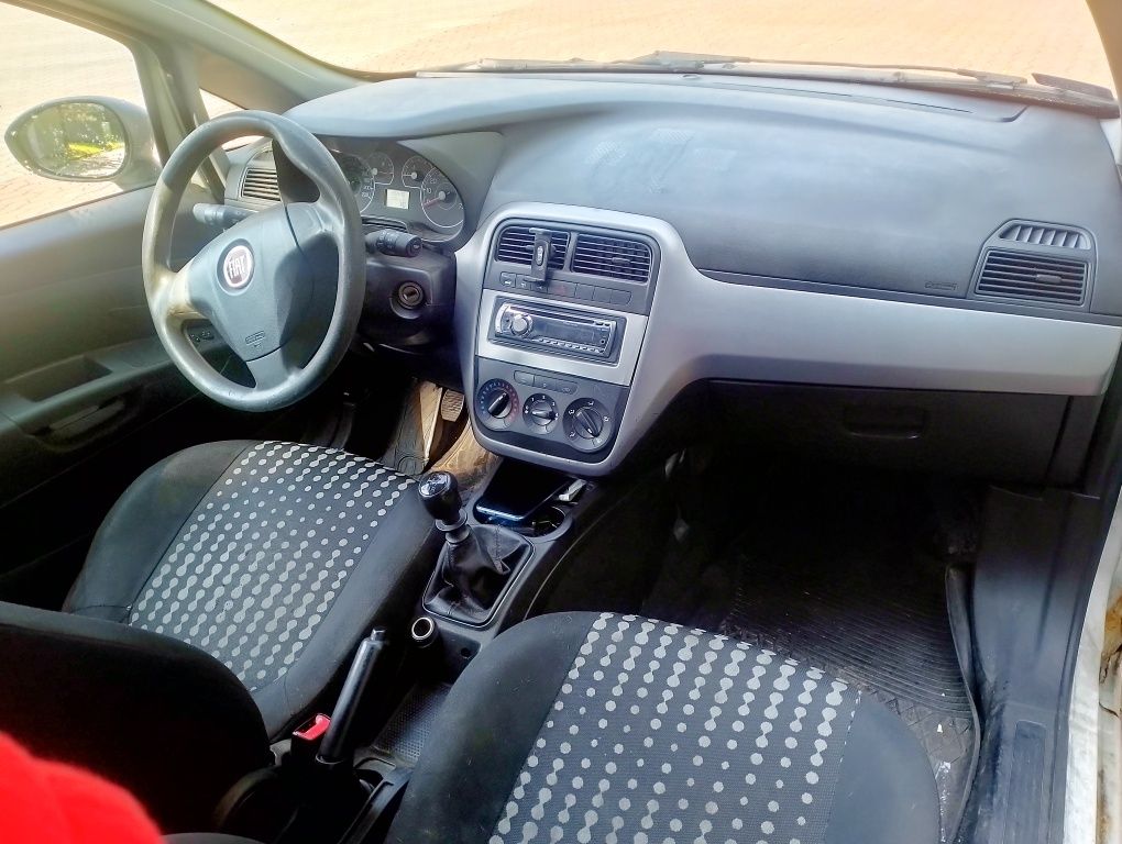 Fiat   1.4  LPG  auto 2 osobowe z kratka