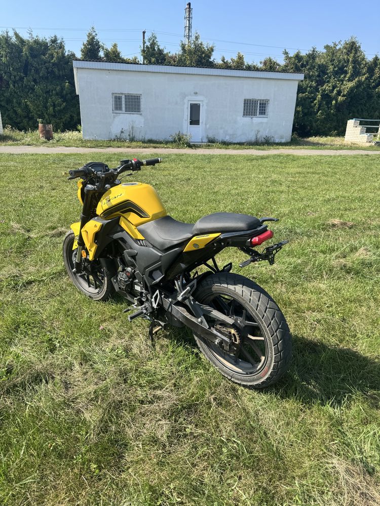 Продам Lifan sr220 4v