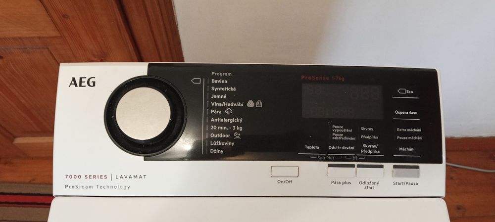 Продам стіральну машину AEG 7000 на запчастини