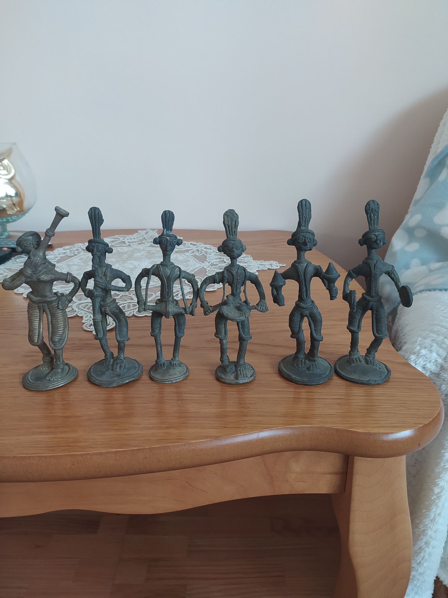 Zestaw Tajskich figurek.