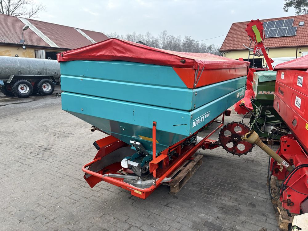 Rozsiewacz nawozów Sulky DPA 3000 XL siewka wapna wapno siewnik
