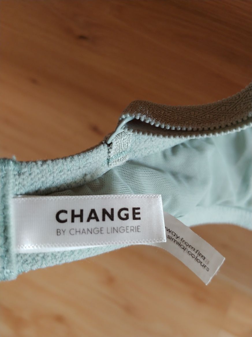 Biustonosz change