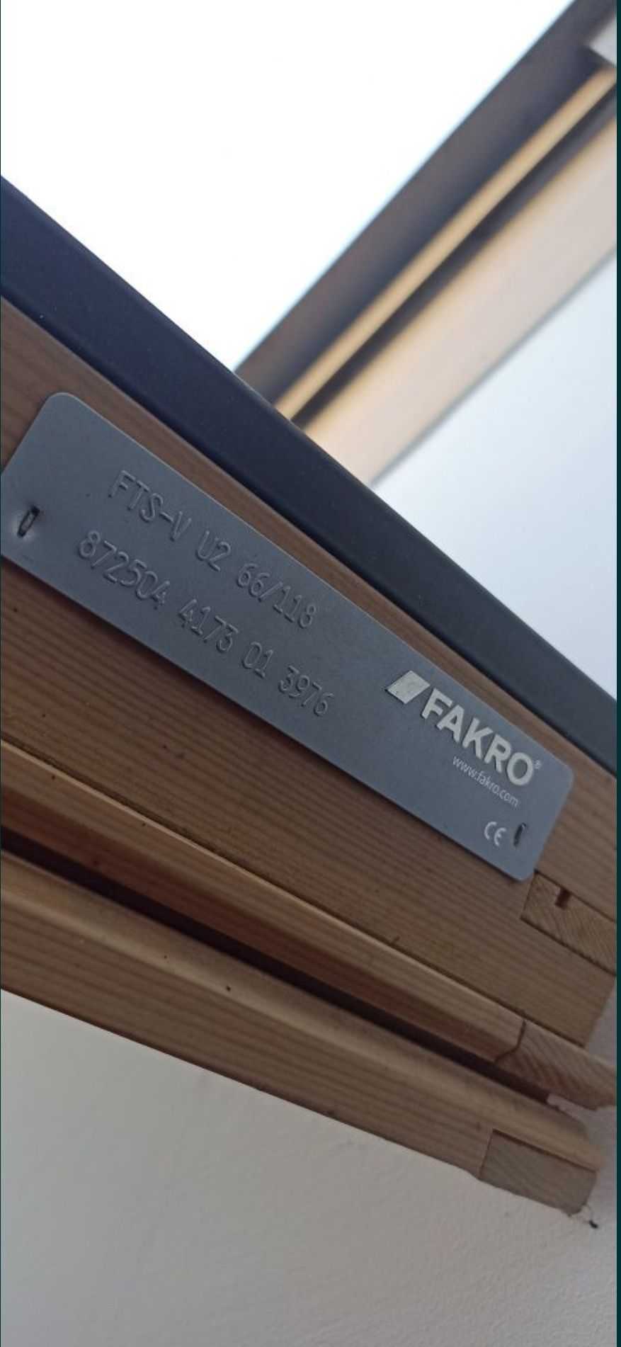 Dwie rolety dachowe FAKRO komplet