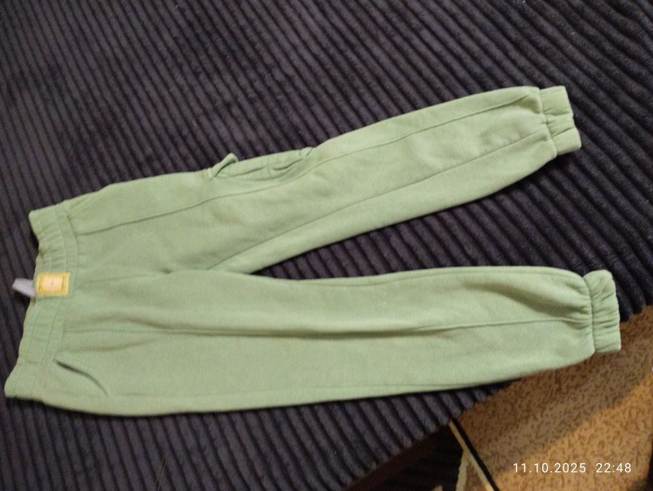 Штани спортивні для дівчинки