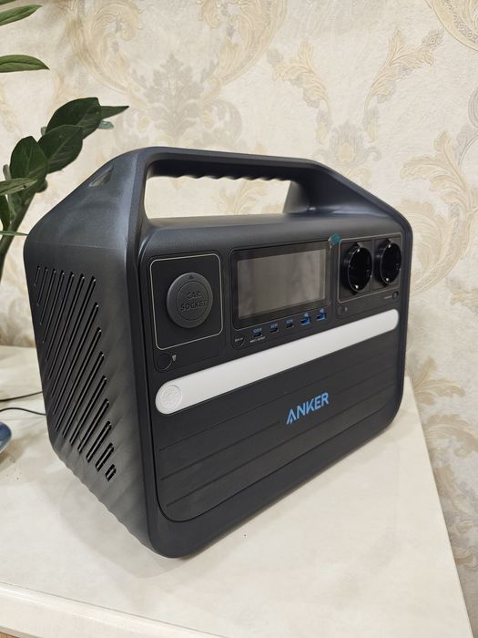 Зарядна станiя анкер 555 1024 ват