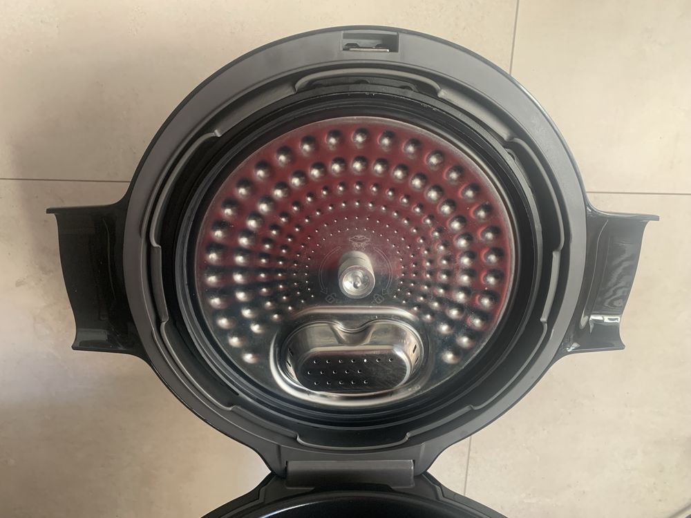 Продам Мультиварку-скороварку TEFAL Cook4me + Connect CY855830