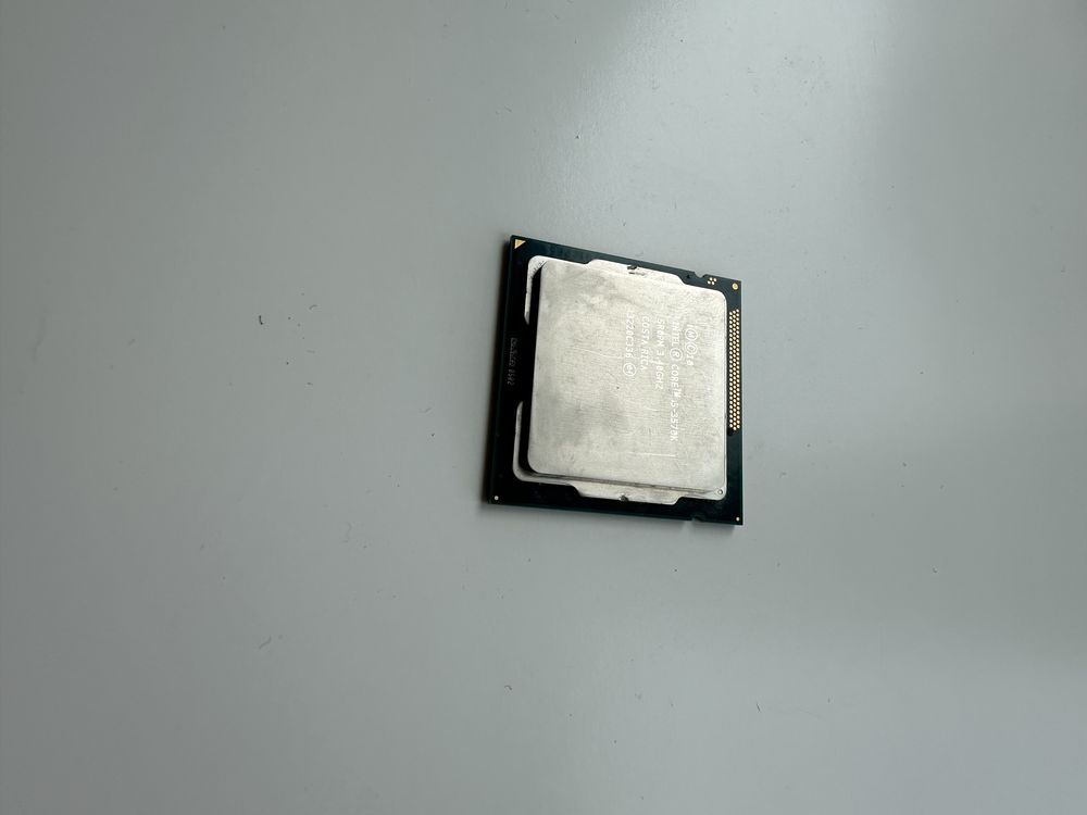 Процесор Intel core i5-3570k з кулером intel