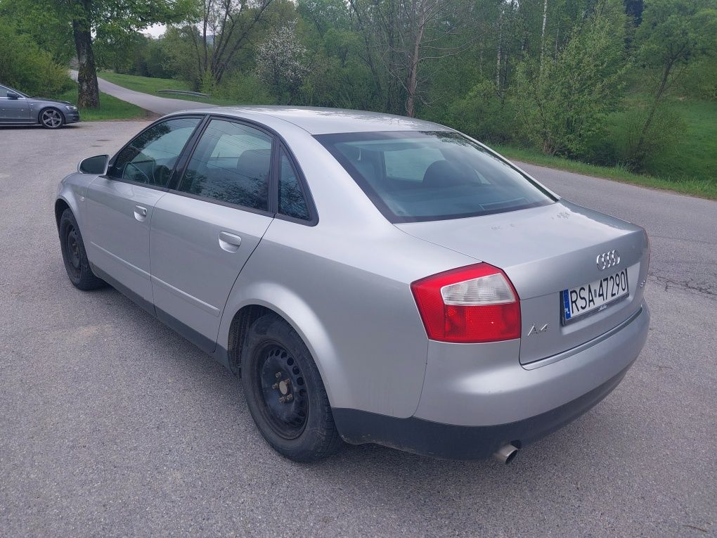 Audi a4 b6 2.0 benzyna 130km ALT 198 tys przebiegu