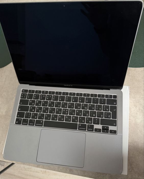 Macbook air M1 13
