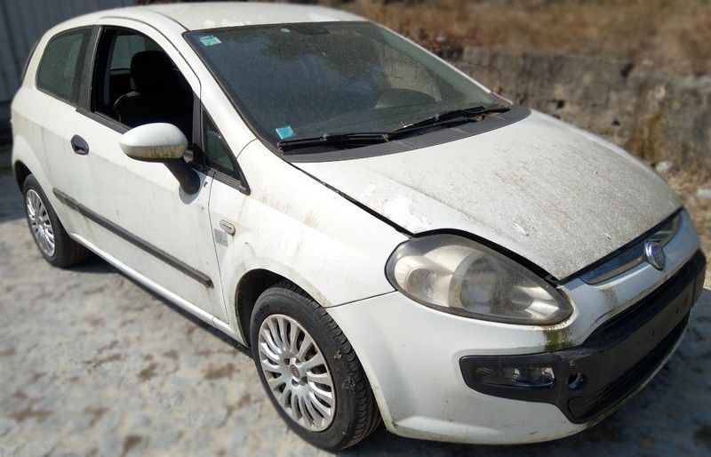 Fiat Punto EVO 1.3MultiJet 75cv (3PORTAS) -  - Para Peças