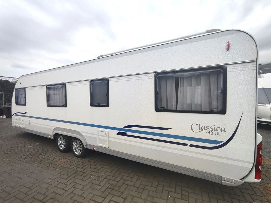 Adria Classica 743 UL  Adria Classica 743 UL 2008 r 4 osobowa 2000 kg skórzana tapicerka