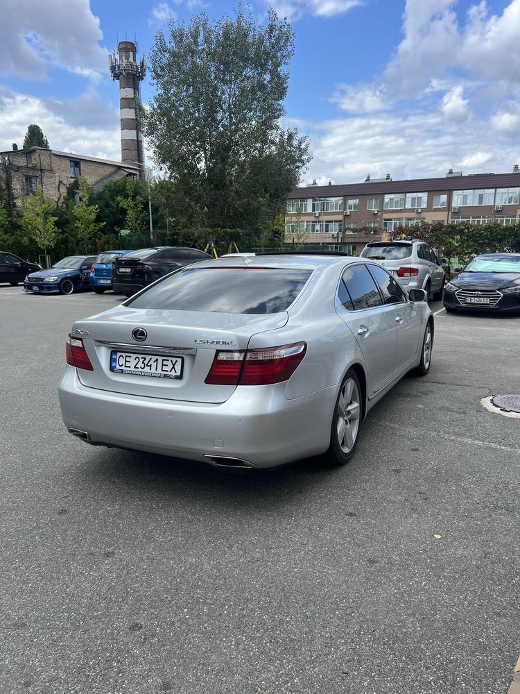 LEXUS LS600Hybrid Long