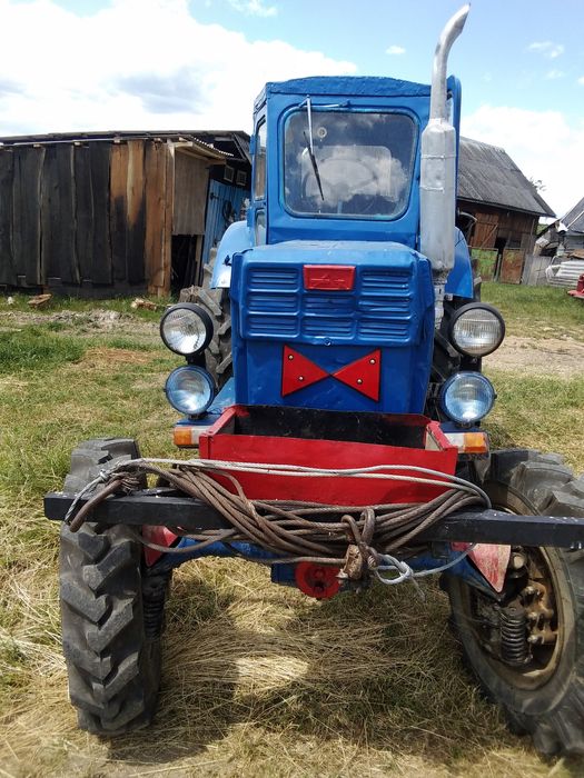 Продам трактор в хорошому стані