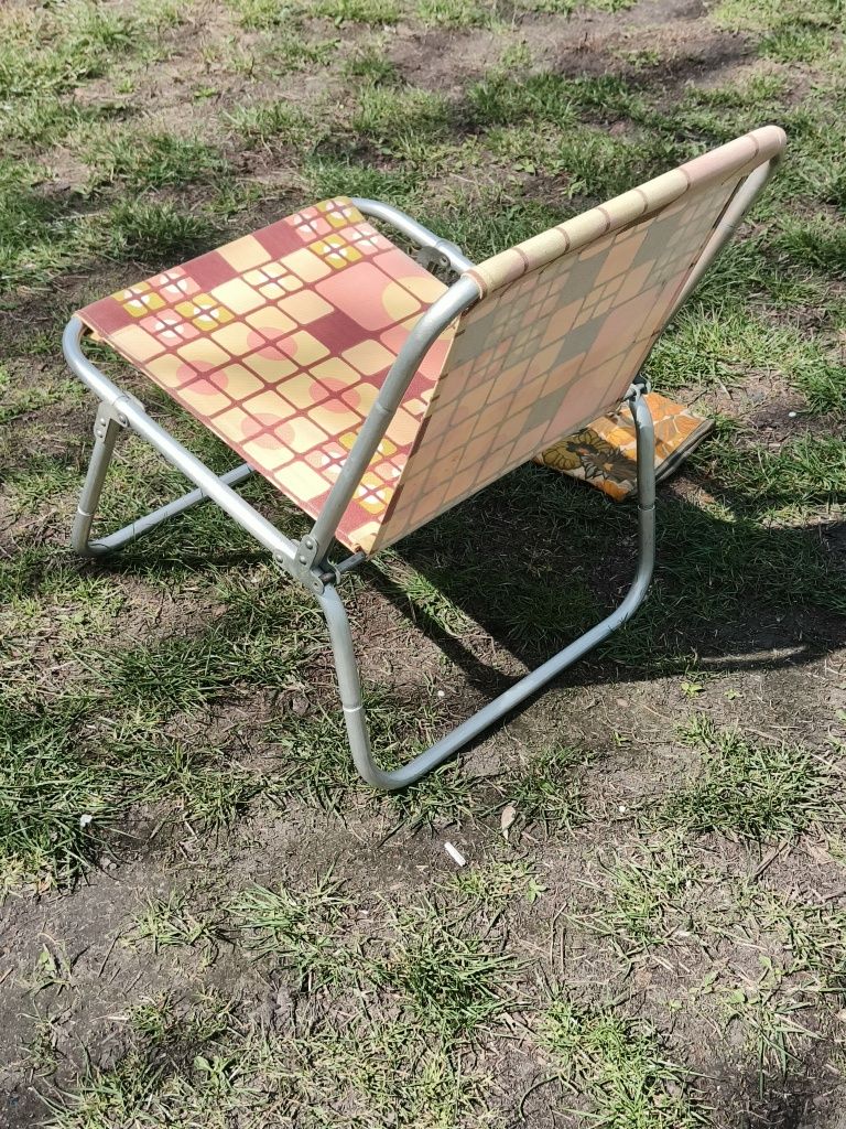 Stare Aluminiowe Krzesło Składane PRL Vintage Krzesełko Z Oparciem