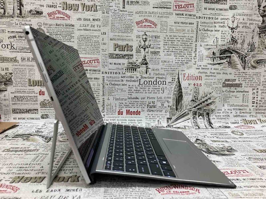 Ультрабук-планшет HP Elite X2 G4 i5-8365u/16GB/256GB_SSD/13" Touch LCD