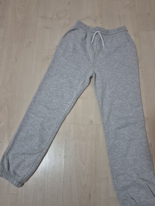 Calças fato de treino em cinzento