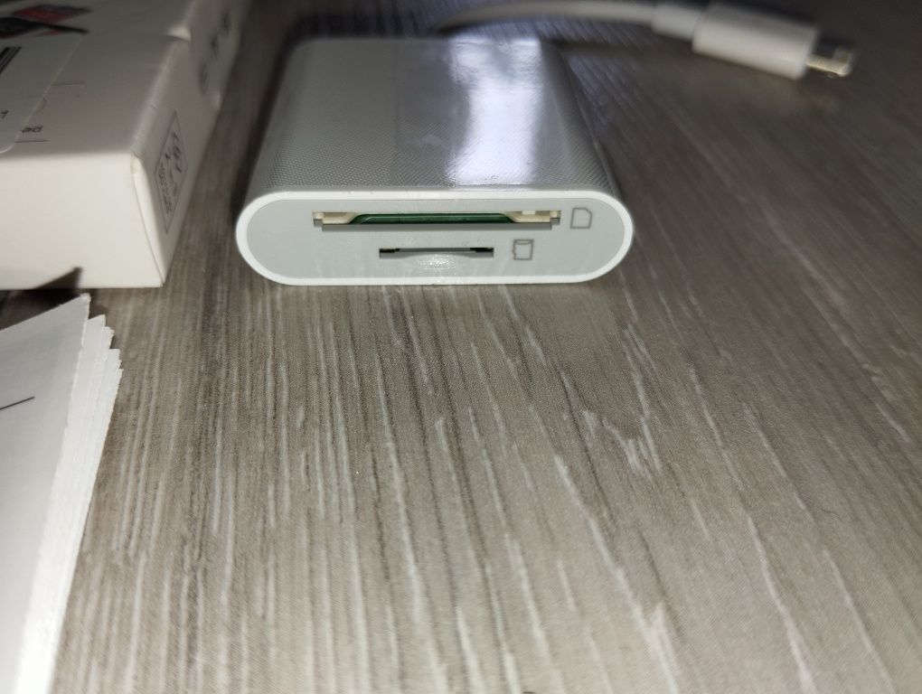 Adapter 2 in 1 do iPhone czytnik kart pamięci