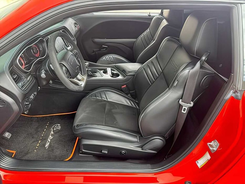 Dodge Challenger      2020