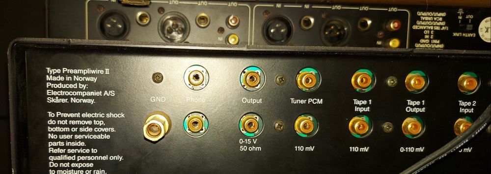 Electrocompaniet pre ampliwire