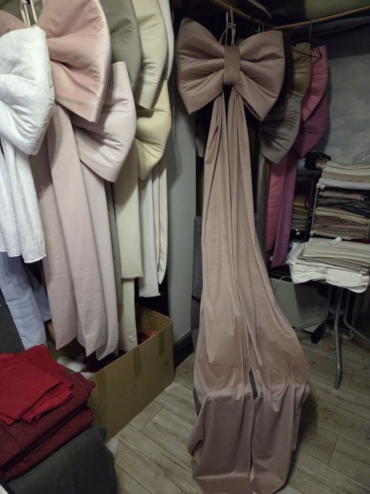 Duża kokarda dekoracyjna