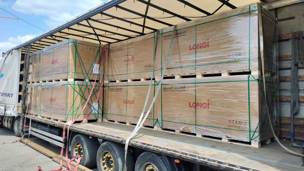 650 620 640 Сонячні батареї Longi Solar LR8-66HGD 615Вт сонячні панелі