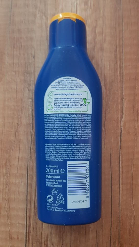 Nivea Sun Protect & Moisture balsam do opalania SPF20 wodoodporny