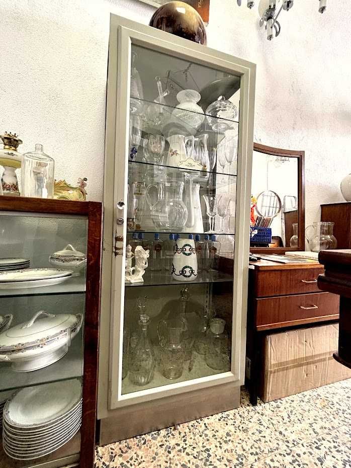 Vitrine de farmácia vintage +60comp x 35prof x 149alt.