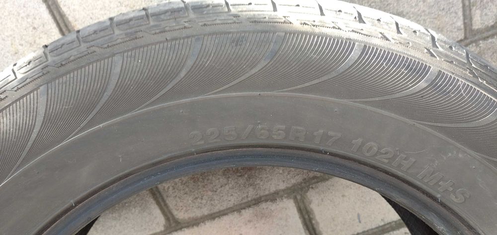 Продам шины состояние нормальное подробная информация телефоном