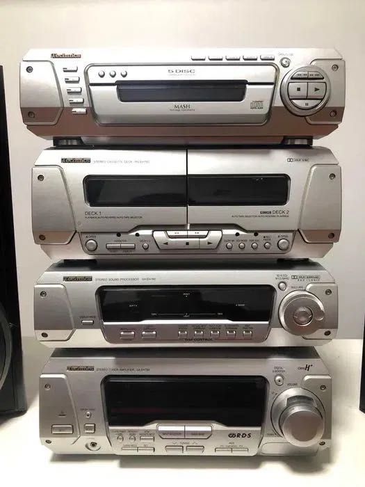 Aparelhagem Technics com Colunas e Subwoofer