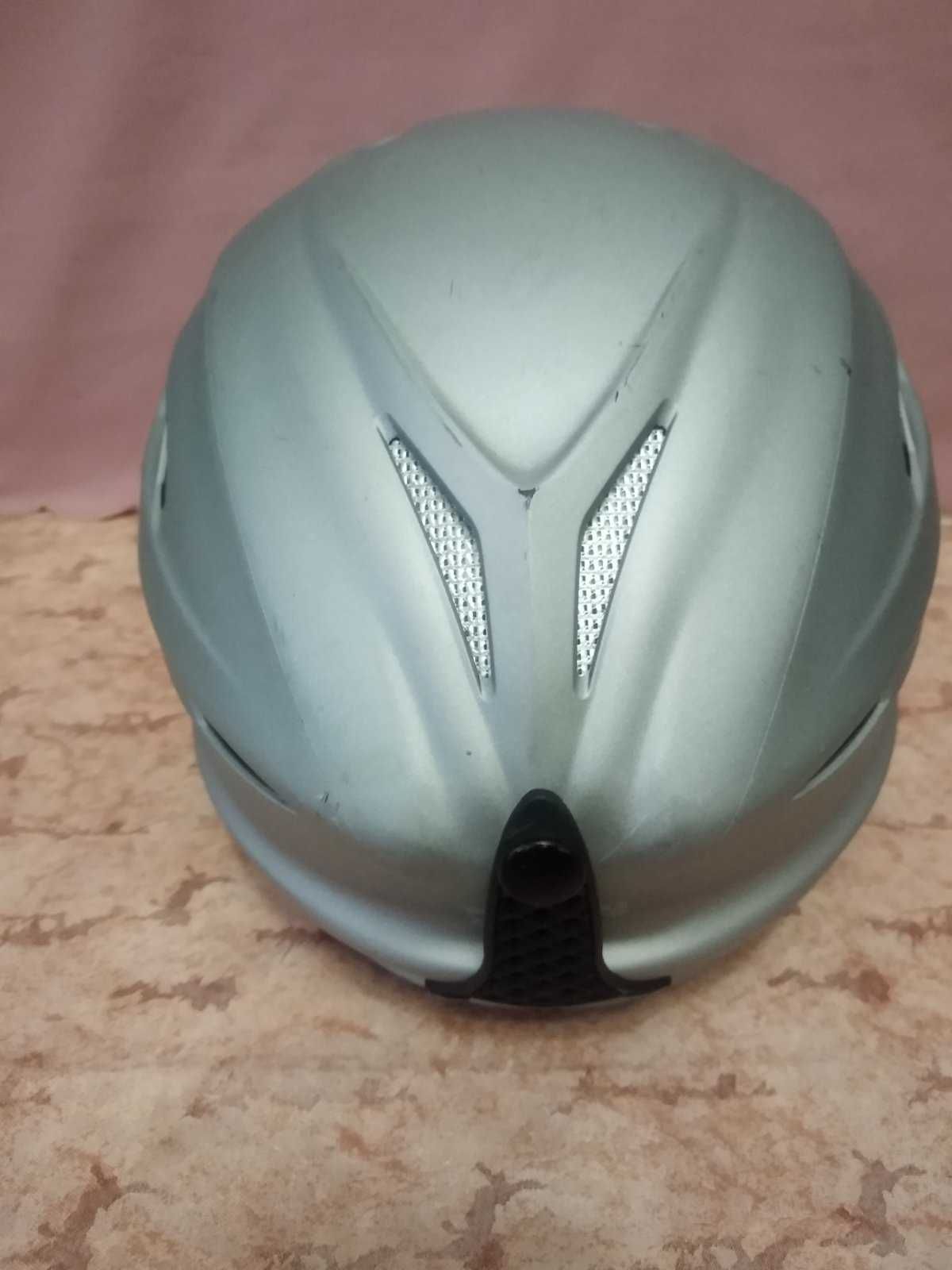 Шлем UVEX горнолыжный, М(57-58см)