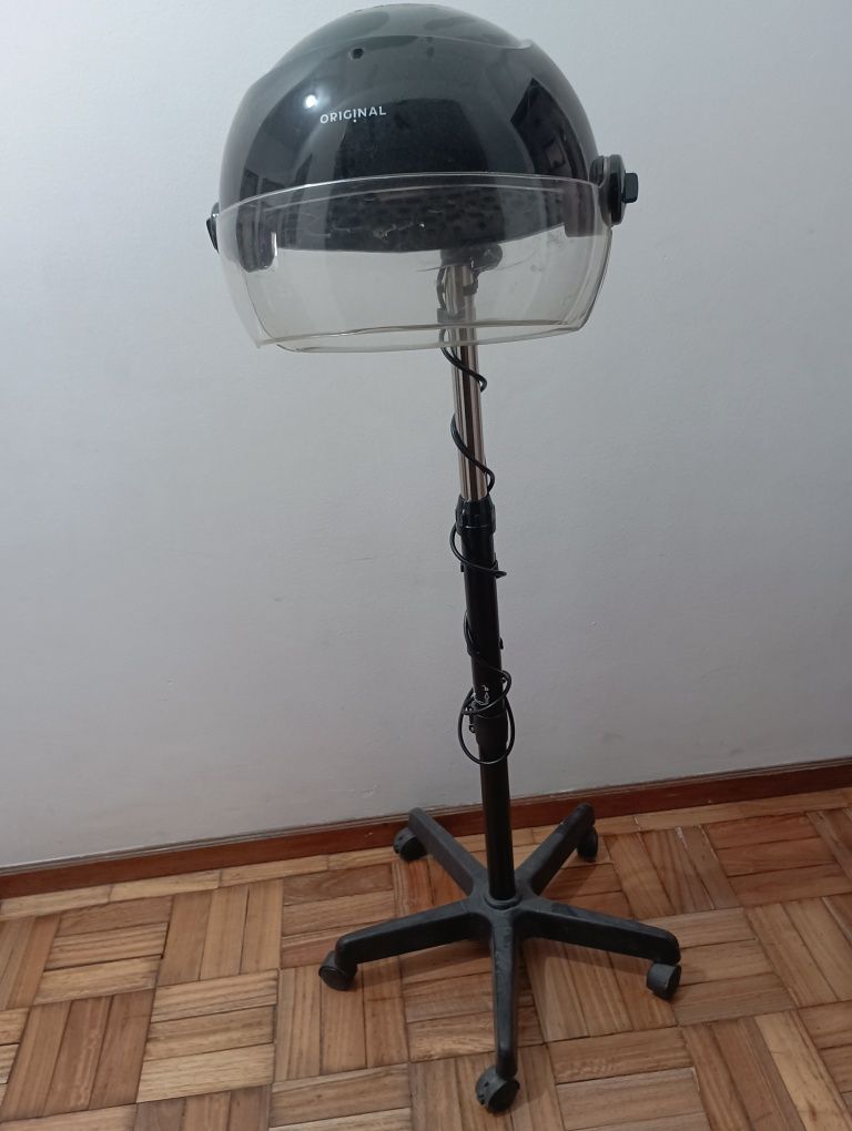 Secador de cabelo de coluna